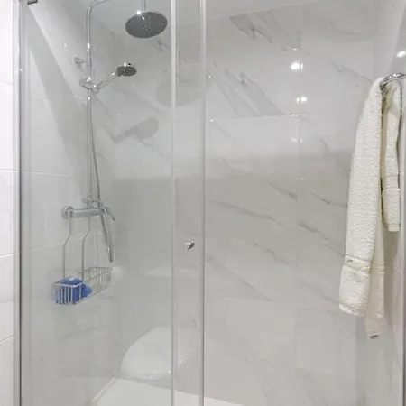 Wonderful With Sea Views Apartament