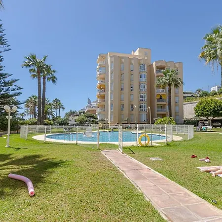 Wonderful With Sea Views Apartament *