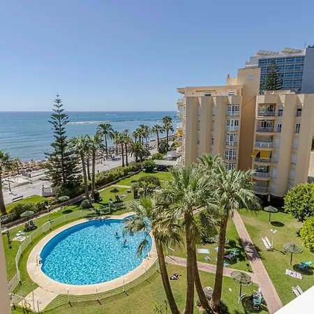 Wonderful With Sea Views Apartament *